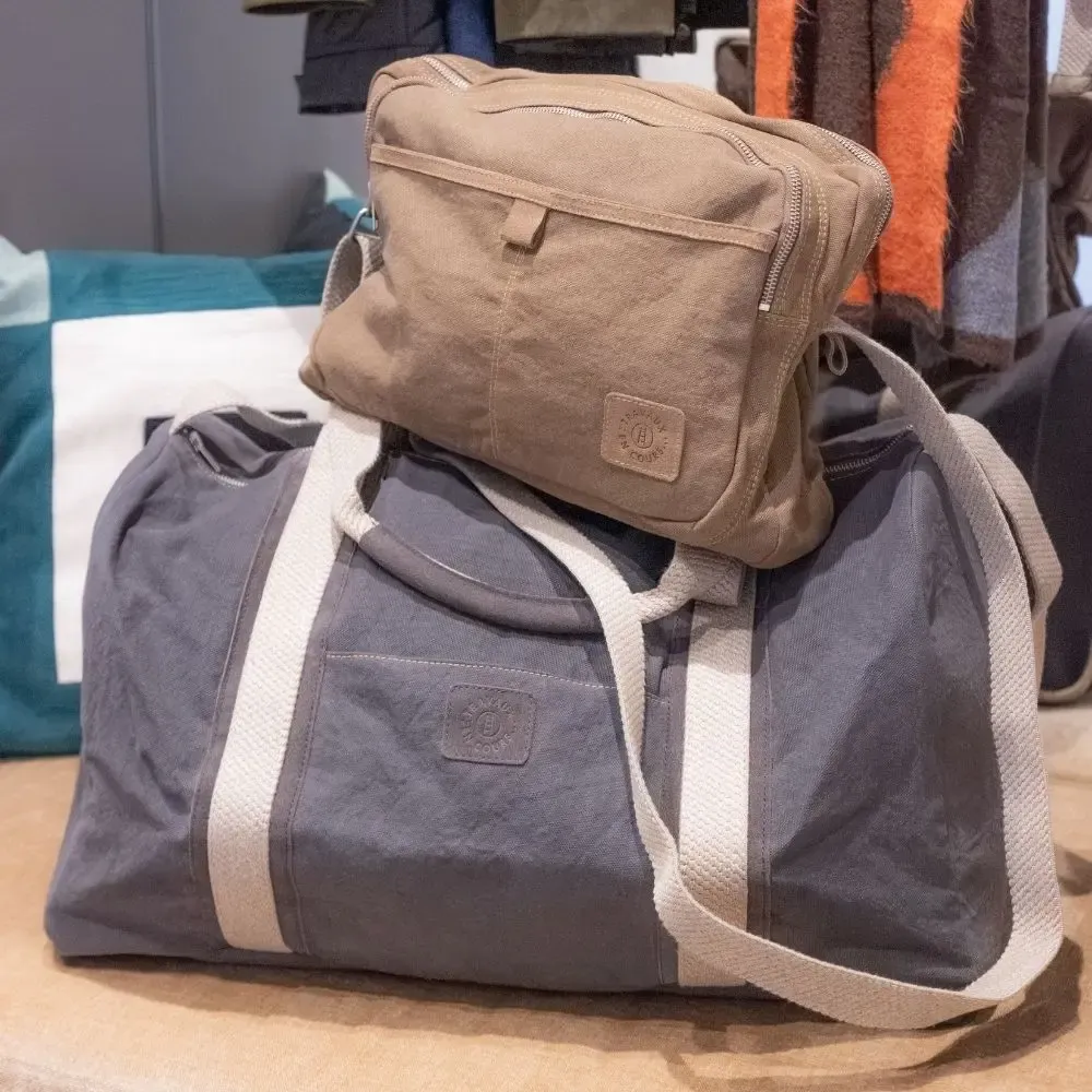 Sacs et cabas - DUFFLE BAG - SAC DE VOYAGE ZIPPE - TRAVAUX EN COURS...