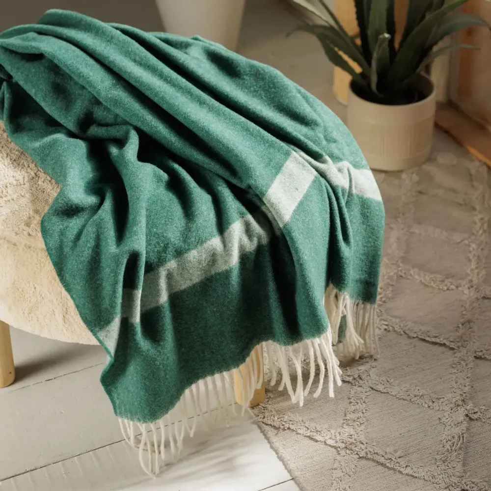 Throw blankets - Australian Merino Wool Throw Laska - LANAVITTA