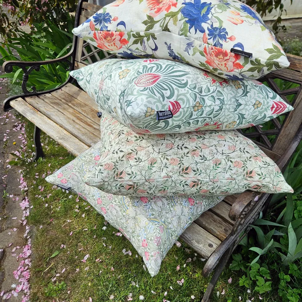 Comforters and pillows - 100% Linen Pillowcase - Floral print on heavy linen - NORRAVILLA