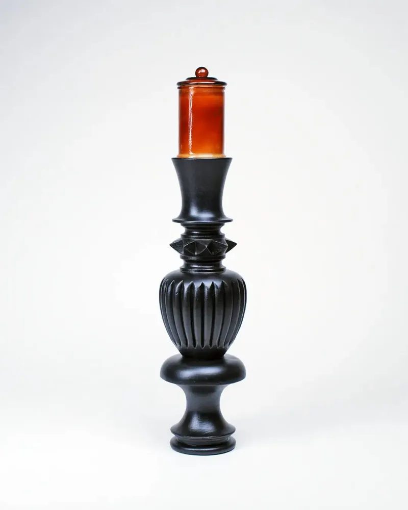 Candlesticks and candle holders - A pair of stained wood candle holders - ESMERY EBENISTERIE