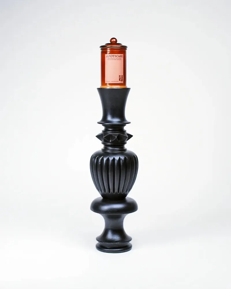Candlesticks and candle holders - A pair of stained wood candle holders - ESMERY EBENISTERIE