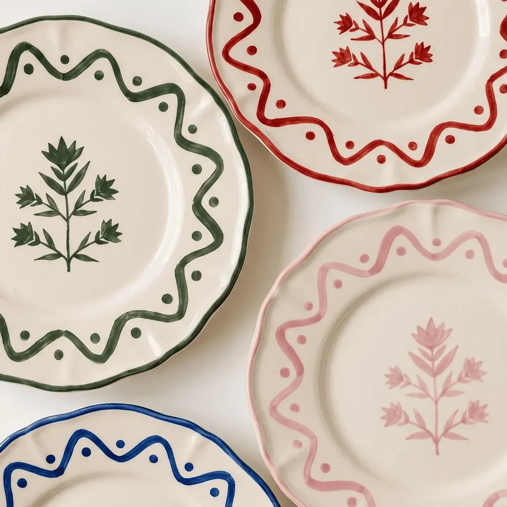 Everyday plates - Scalloped Floral Dessert Plate | Hand-crafted Ceramic | 8.5 Inch - CASA AMAROSA