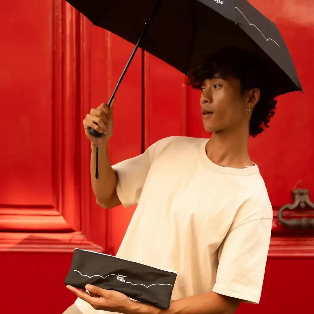 Petite maroquinerie - Le Mini, parapluie éco-responsable et sa housse absorbante brevetée - BEAU NUAGE