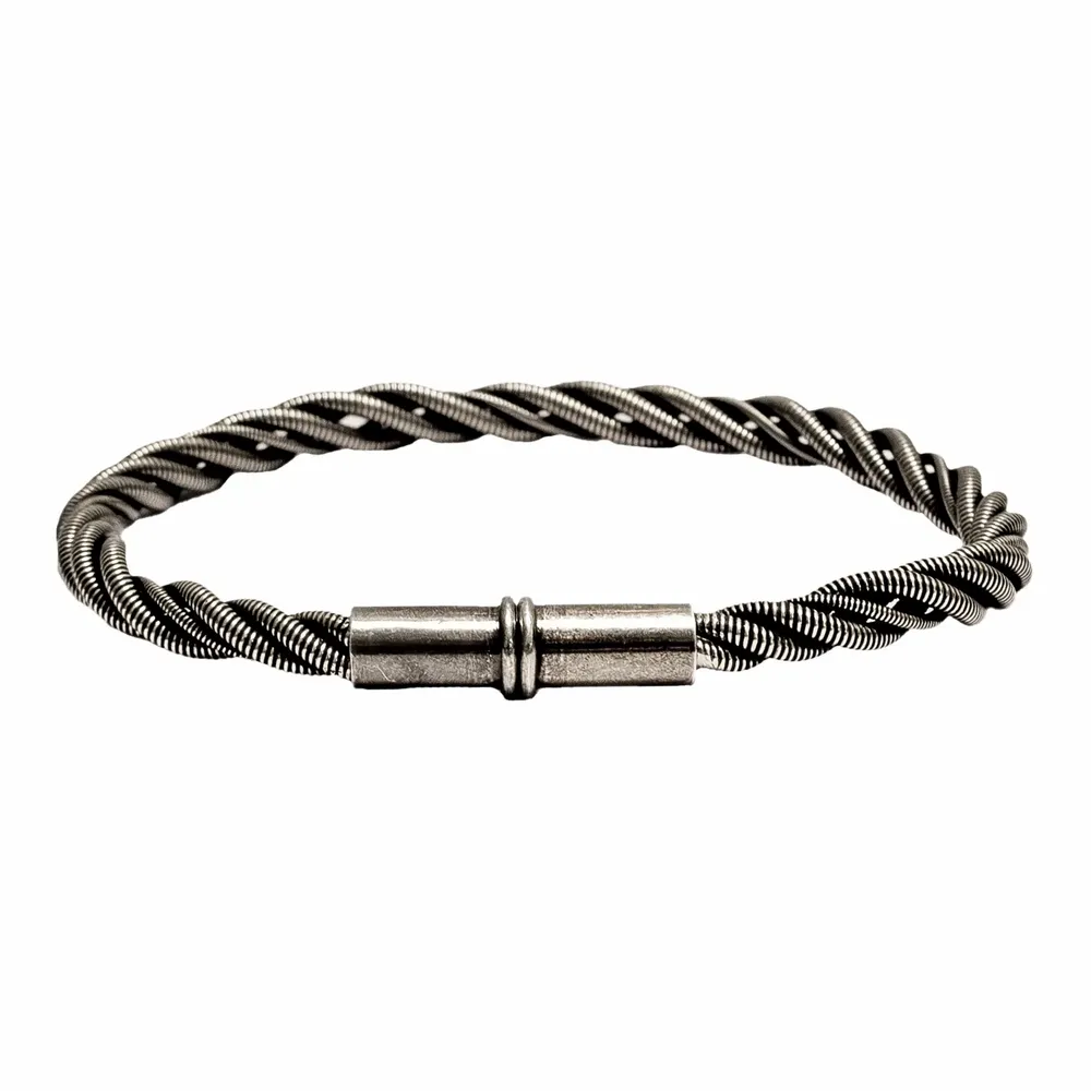 Jewelry - CDBTWISTGUN, Twist bass string and guitar bracelet - SING A SONG
