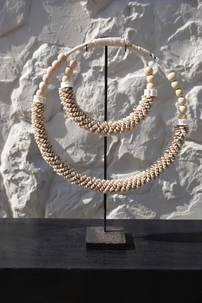 Sculptures, statuettes and miniatures - The Double Shell Necklace On Stand - Natural - BAZAR BIZAR LIVING
