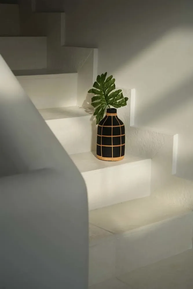 Vases - The Whoopy Vase - Black Natural - L - BAZAR BIZAR LIVING