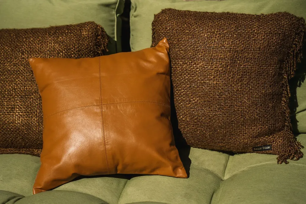 Coussins - La Housse de Coussin Four Leather Panel - Camel - 40x40 - BAZAR BIZAR LIVING