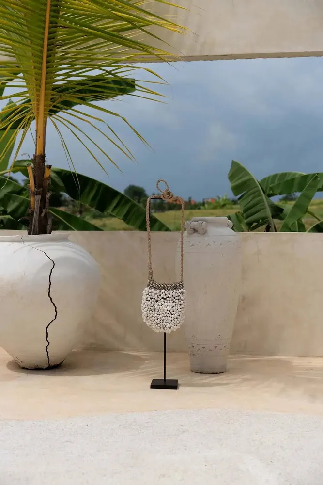 Sculptures, statuettes et miniatures - Shell Purse Sur Pied - Blanc - BAZAR BIZAR LIVING