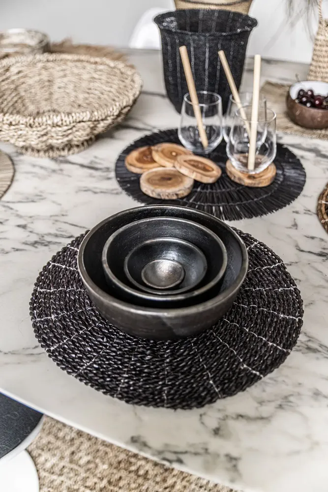 Placemats - The Alang Alang Placemat - Round - Black - BAZAR BIZAR LIVING