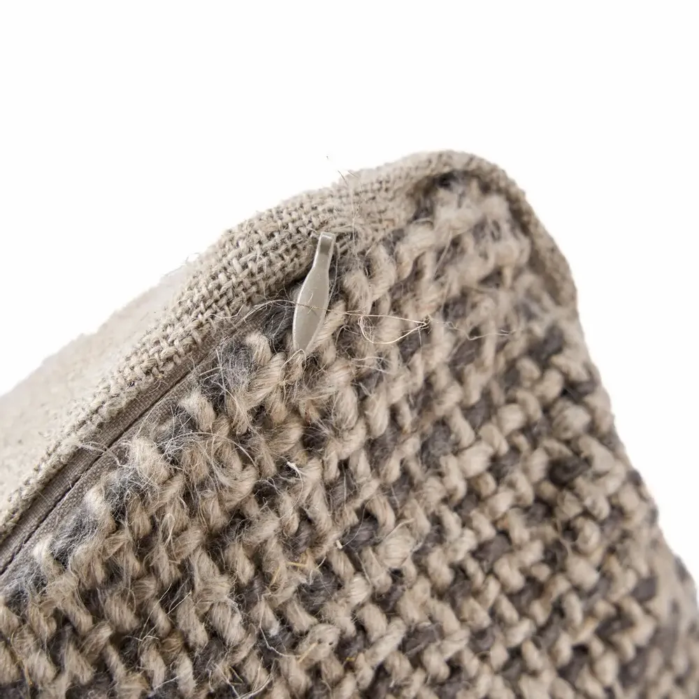 Coussins - La Housse de Coussin Linen Grain - Noir Naturel - BAZAR BIZAR LIVING