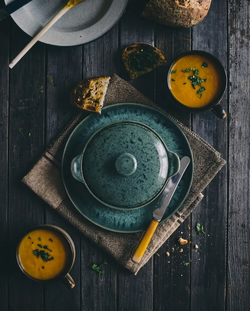 Everyday plates - The Aqua Dinner Plate - BAZAR BIZAR LIVING