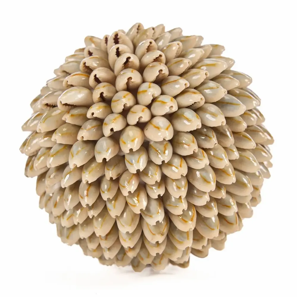 Decorative objects - The Oluolu Shell Ball - M - BAZAR BIZAR LIVING