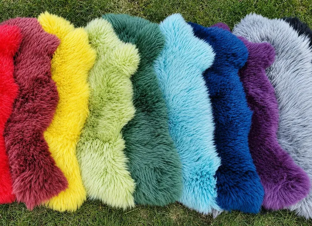 Decorative objects - Premium Medium Wool Sheepskins — Wholesale B2B Supply - PROVELLUS SHEEPSKIN PRODUCER