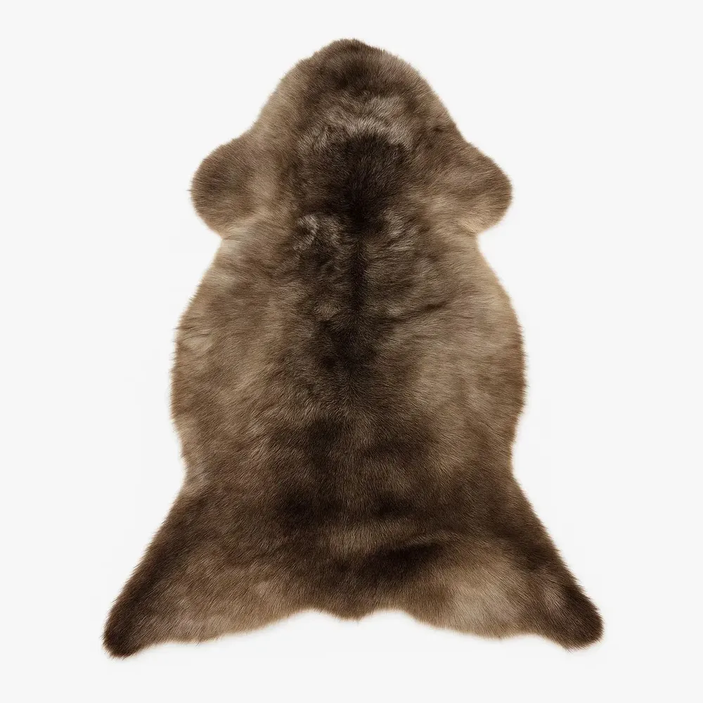 Decorative objects - Premium Medium Wool Sheepskins — Wholesale B2B Supply - PROVELLUS SHEEPSKIN PRODUCER