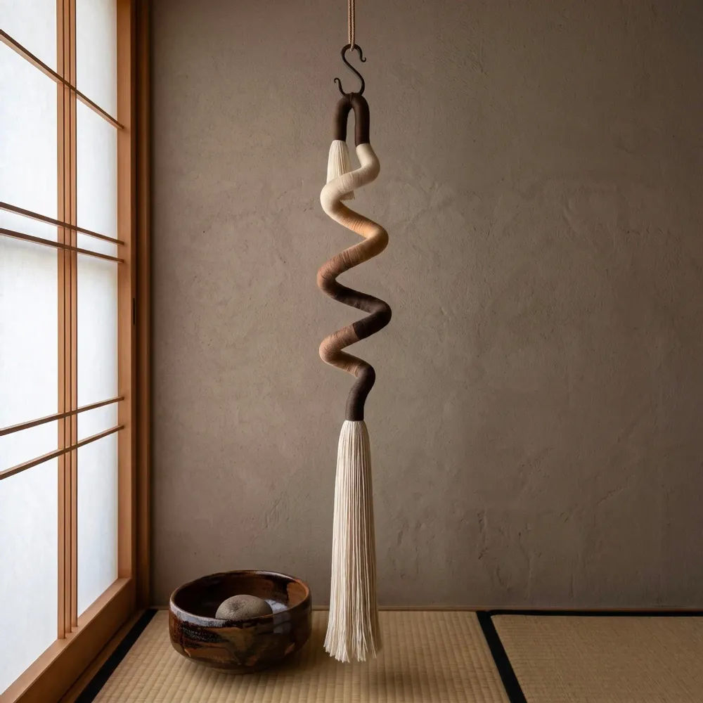 Objets de décoration - Spirale céleste : installation textile sculpturale faite à la main sus - SARMAL DESIGN