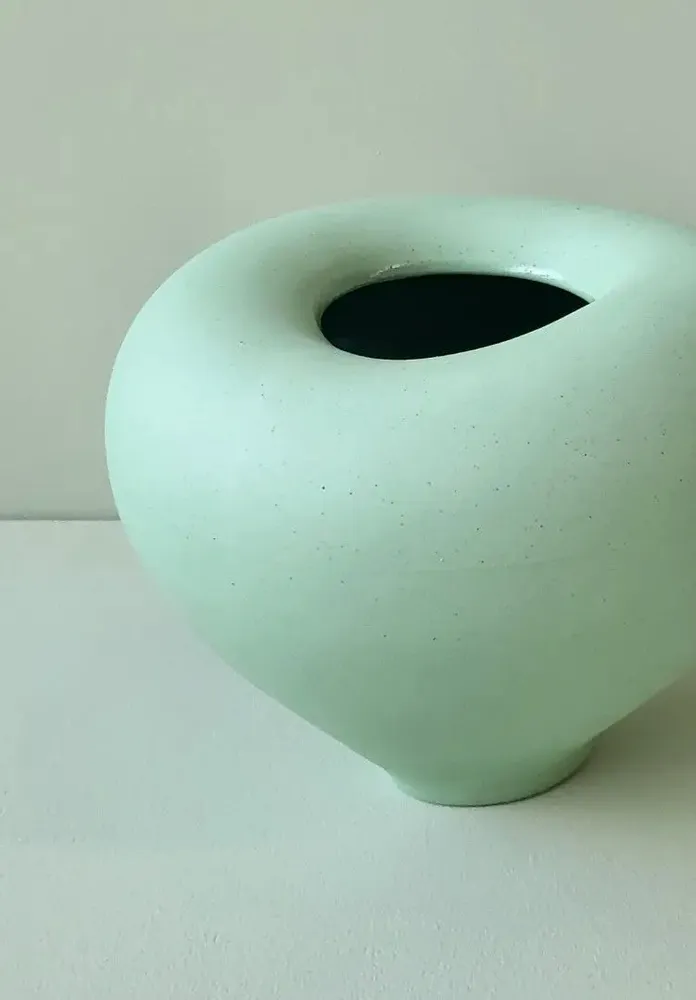 Ceramic - Jade Vase - KMOMENT