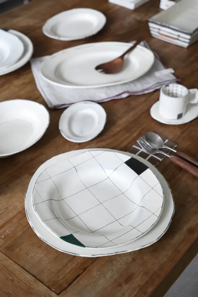 Plats et saladiers - Bol à pâtes Grid - KMOMENT