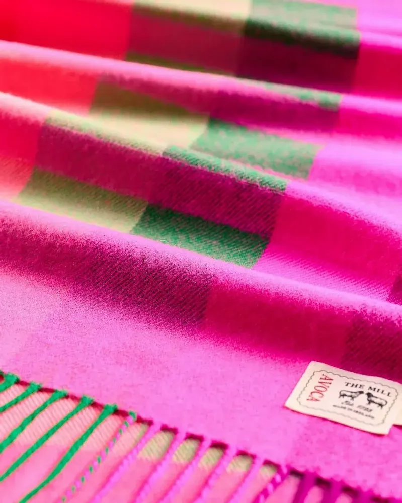 Foulards et écharpes - Oh My My Neon Stripe Wide Merino Scarf - AVOCA
