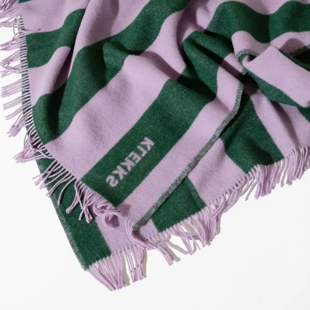 Plaids - Plaid en laine à rayures lilas et vert forêt - KLEKKS NO. 6 - KLEKKS
