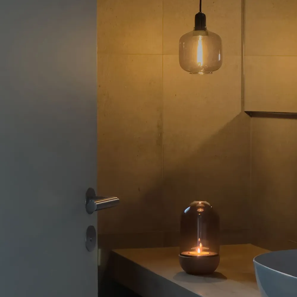 Decorative objects - GLOW. Lantern in oak and hand-blown glass - FINBEAUX