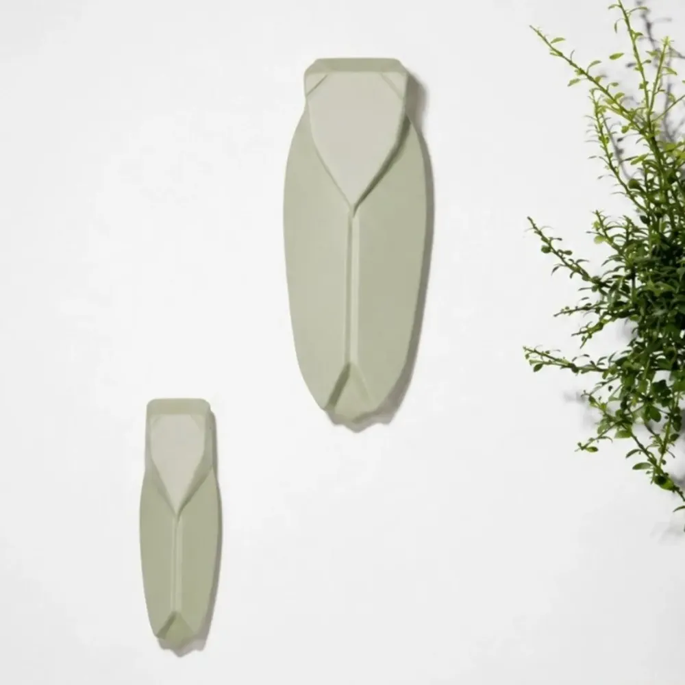 Outdoor decorative accessories - MUETTE (Cigale) - MONOCHROMIC CERAMIC