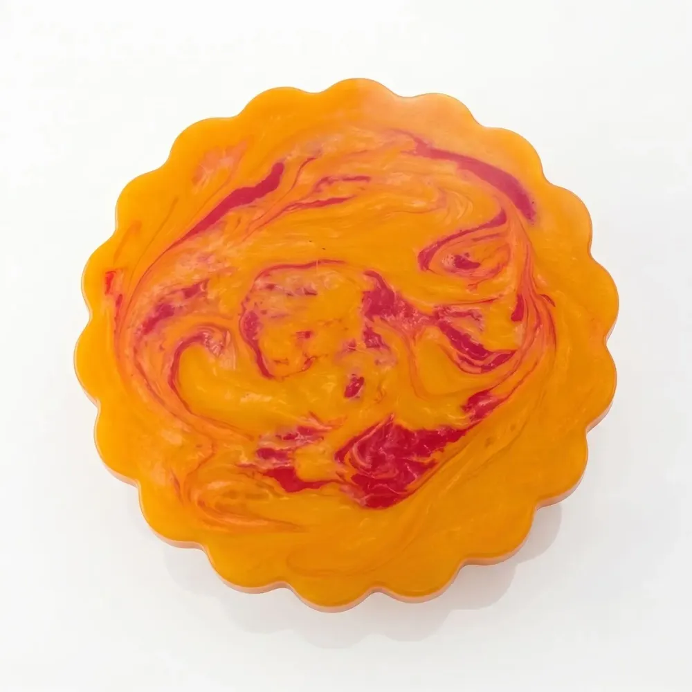 Flatware - Scalloped Pastry Stand | Hand-poured Resin | 7 Inch - CASA AMAROSA