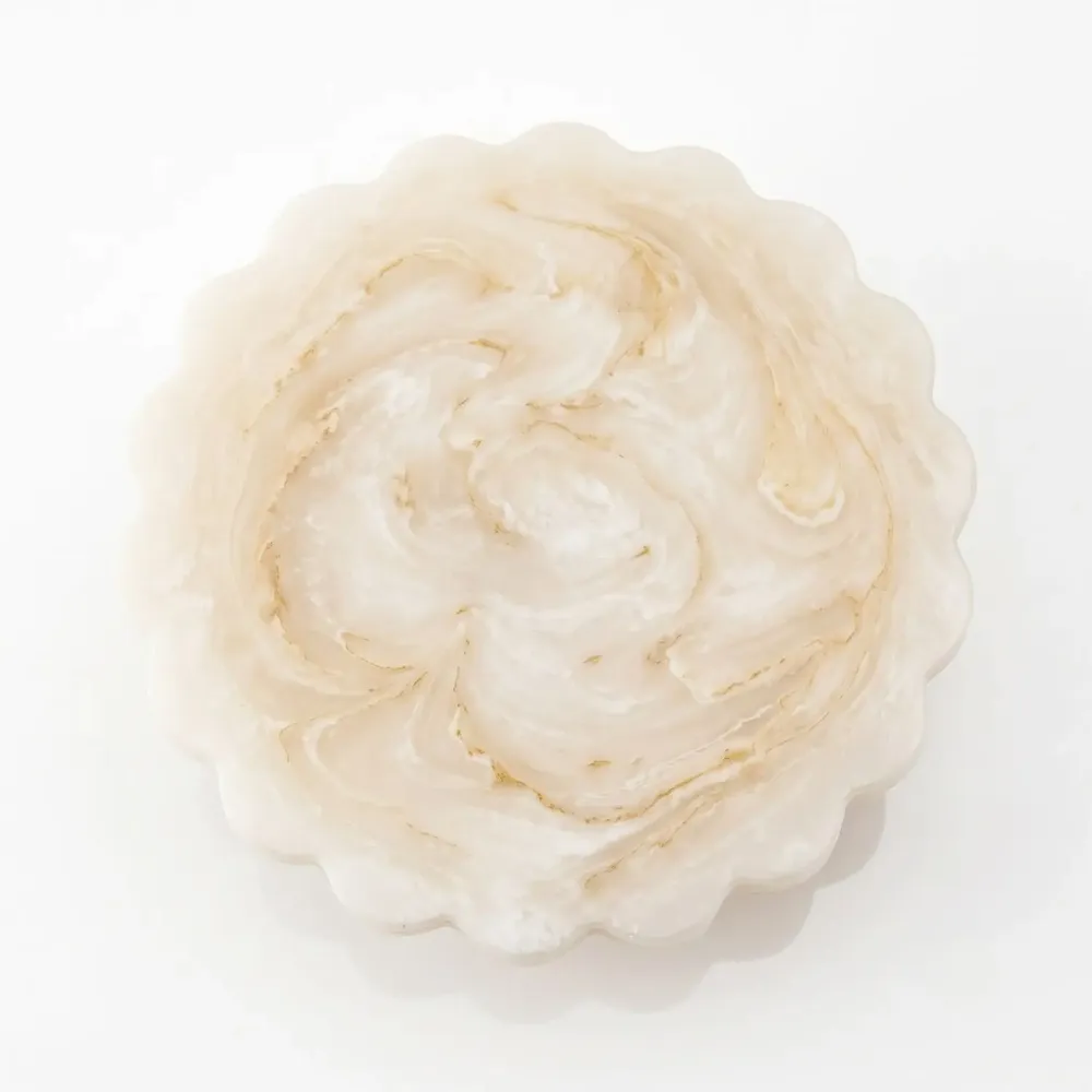 Flatware - Scalloped Pastry Stand | Hand-poured Resin | 7 Inch - CASA AMAROSA