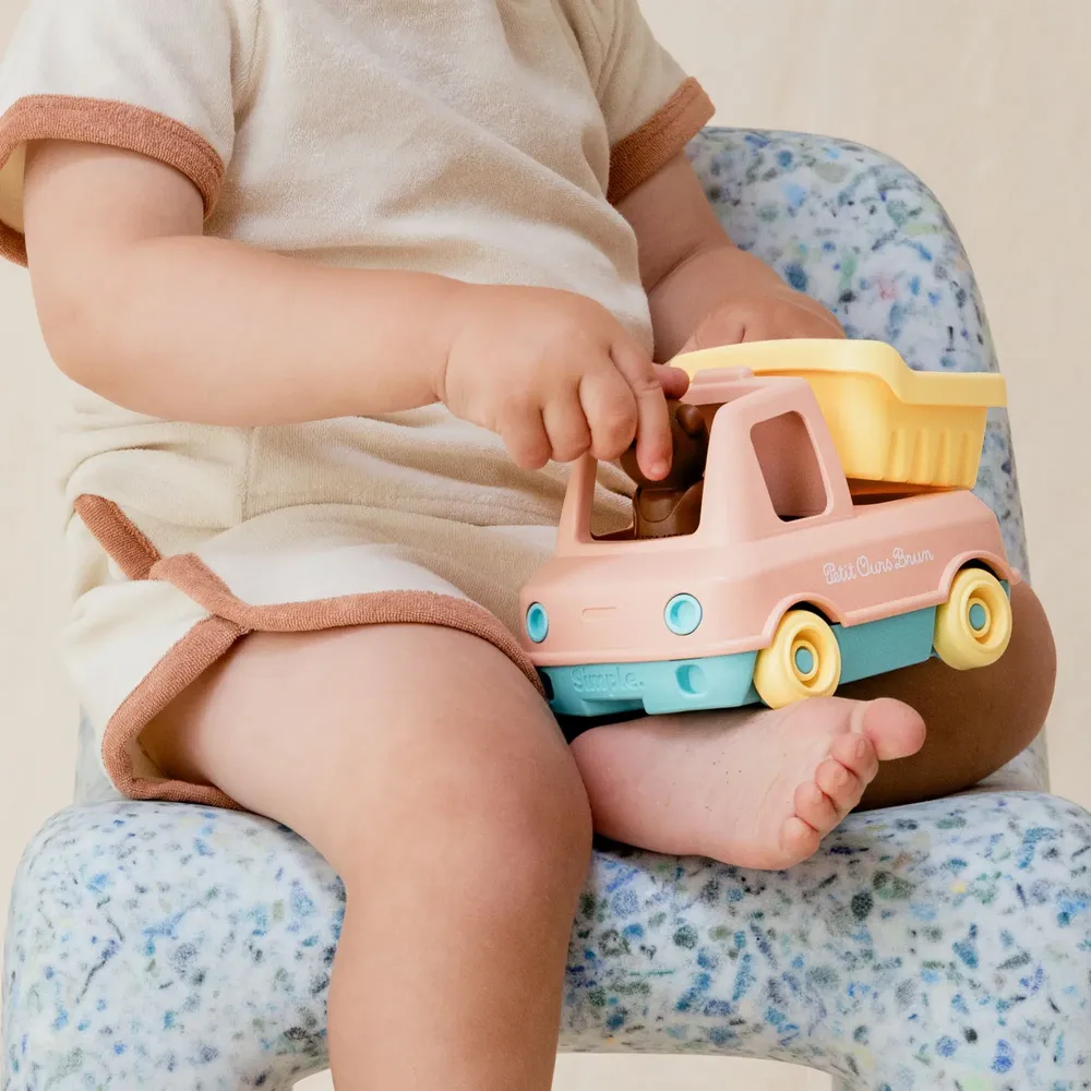 Garden accessories - Little Brown Bear Dump Truck - Toy made in France and recycled - SIMPLE. (BY LE JOUET SIMPLE)