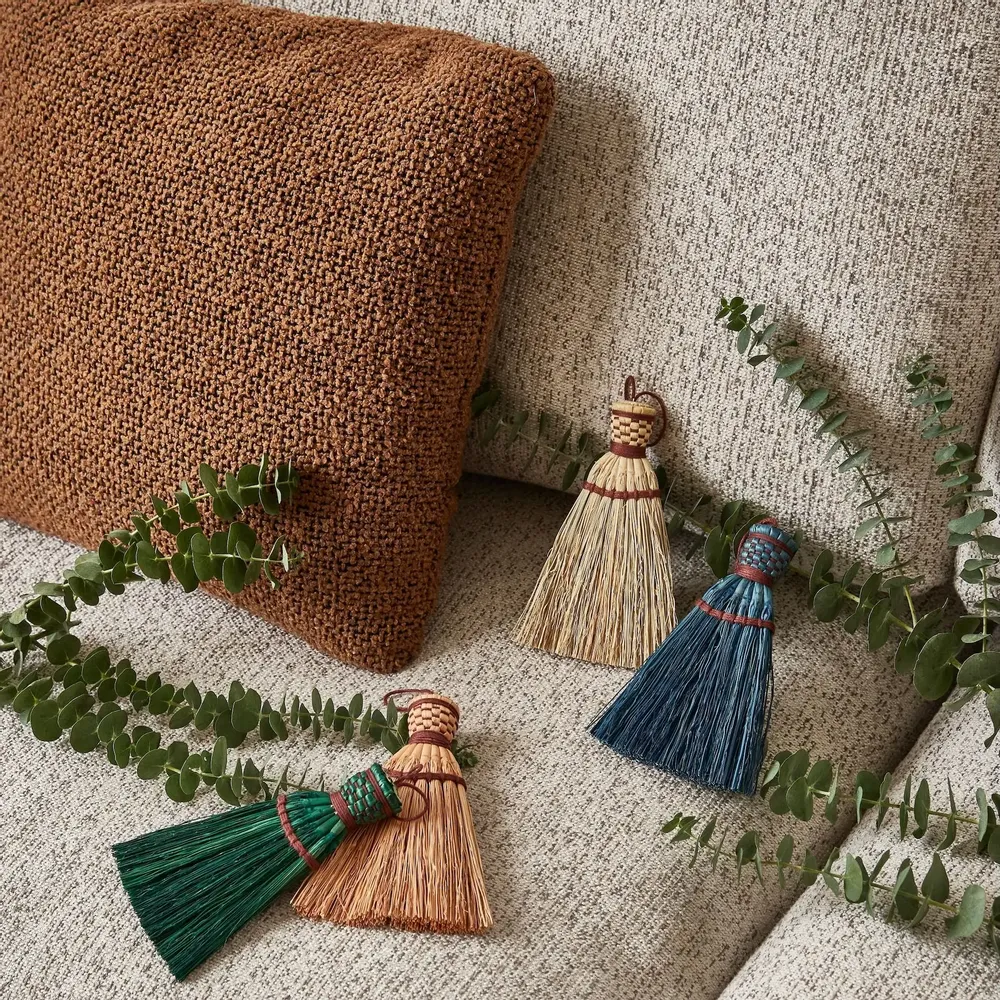 Brosserie - Brosses et Balais en Sorgho Faits Main - BAAN BOON BROOMS