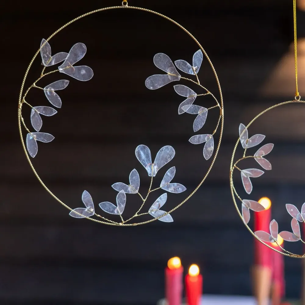 Christmas garlands and baubles - Mistletoe wreaths - KINTA
