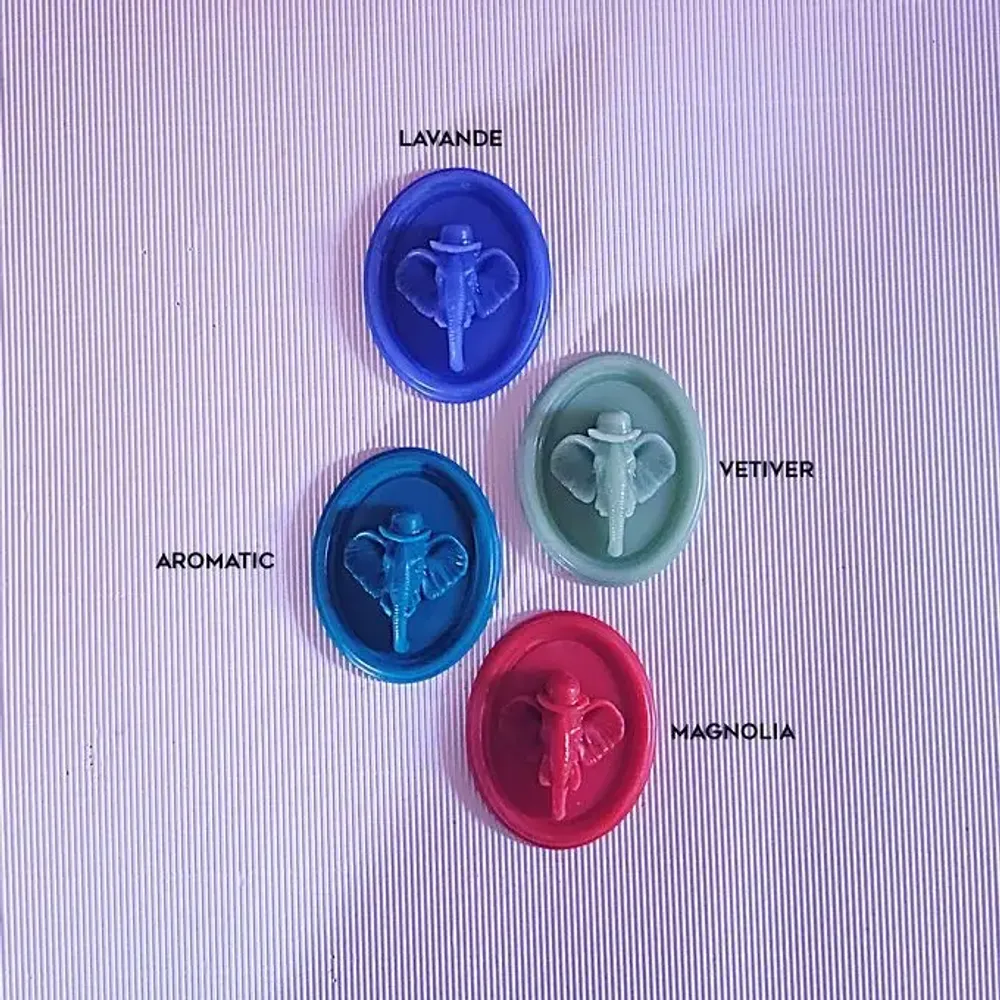 Gifts - Gallery Elephant - scented wax medallion - PONPON CURIOSITAS
