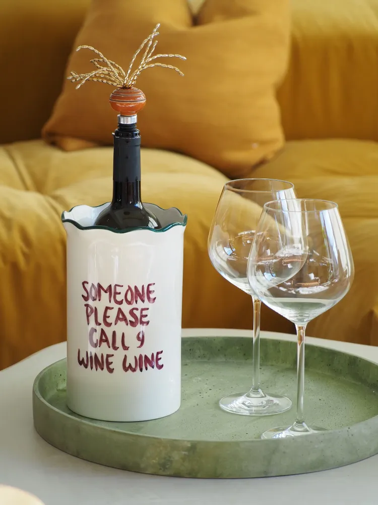 Accessoires pour le vin - Wine cooler 'Someone please call 9 wine wine' - STUDIO NOTICED