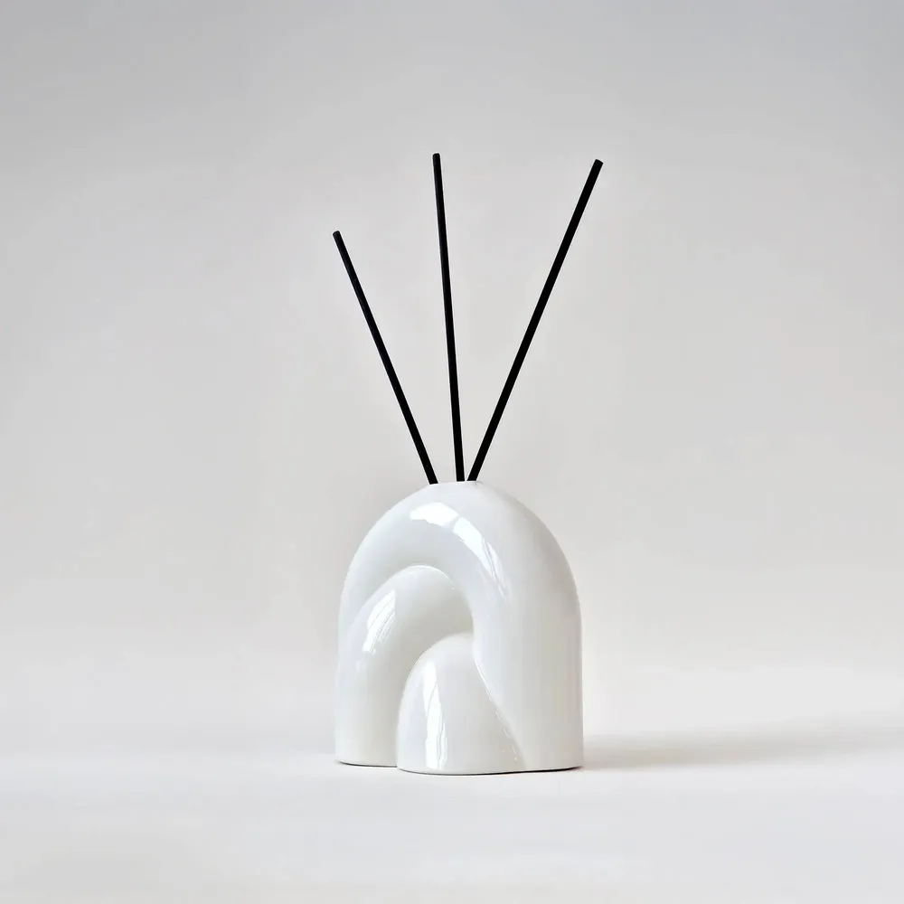 Home fragrances - Ceramic reed diffuser - Presented in a luxurious rigid box - WOOSM