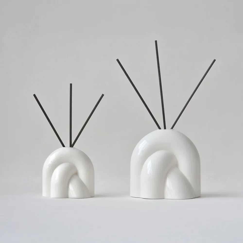 Home fragrances - Ceramic reed diffuser - Presented in a luxurious rigid box - WOOSM