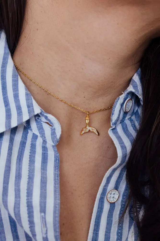 Jewelry - Whale - Tail Pendant Necklace - CÂPÂ JEWELRY