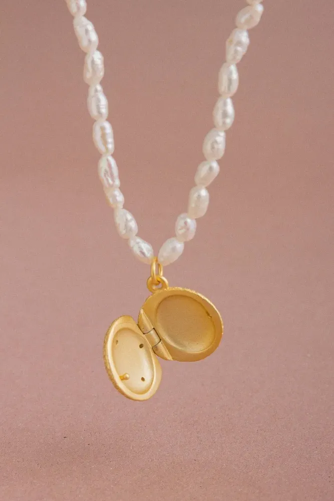 Jewelry - CÂPÂ Pearl Locket Necklace - CÂPÂ JEWELRY