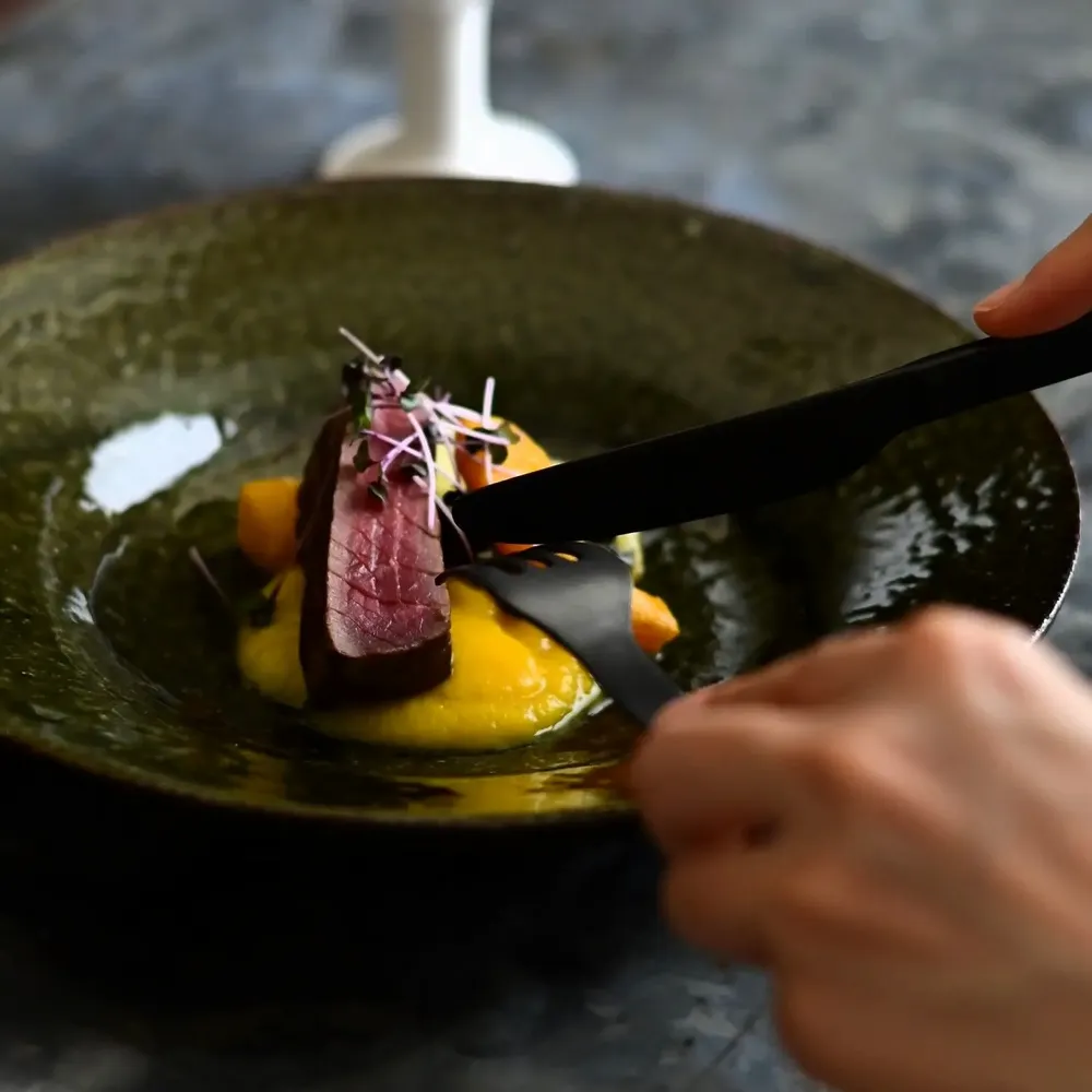 Assiettes de réception - Assiette creuse Origo - MARUMITSU POTERIE