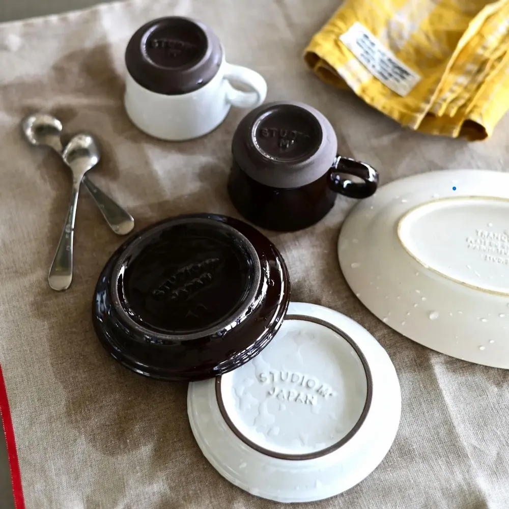 Tasses et mugs - Tasse à thé et soucoupe - MARUMITSU POTERIE