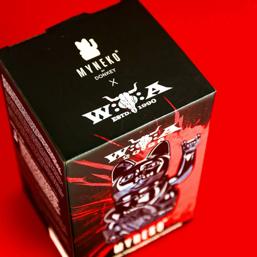 Objets design - Lucky Cat Limited, édition Wacken Open Air 2026 « Helga » - DONKEY PRODUCTS