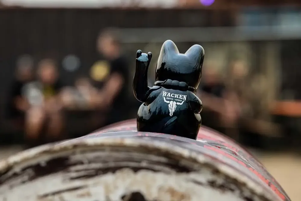 Objets design - Lucky Cat Limited, édition Wacken Open Air 2026 « Helga » - DONKEY PRODUCTS