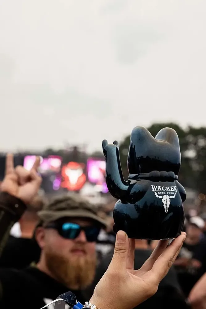 Objets design - Lucky Cat Limited, édition Wacken Open Air 2026 « Helga » - DONKEY PRODUCTS