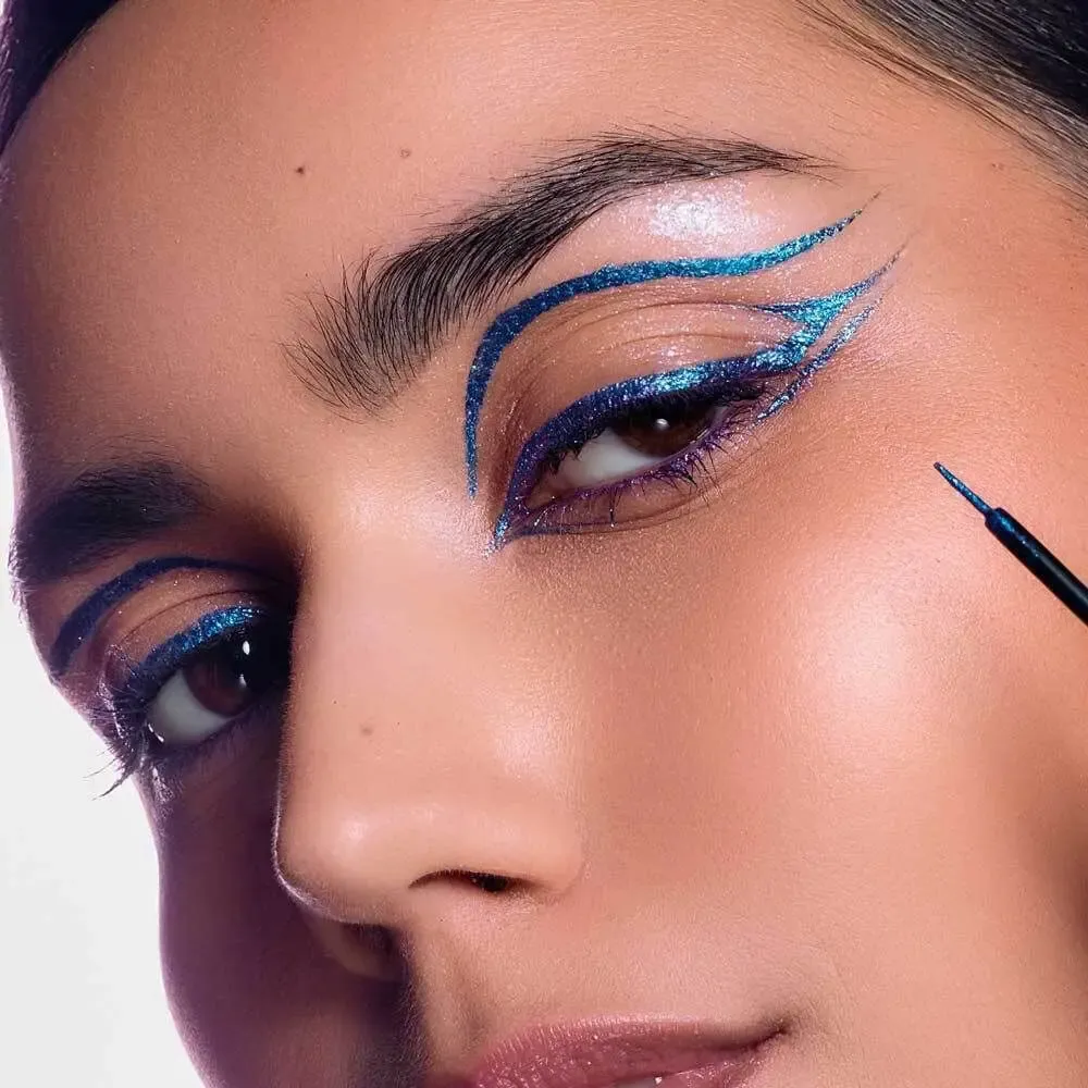 Cosmétiques - Eyeliner Pailleté Bleu Électrique - SISI LA PAILLETTE