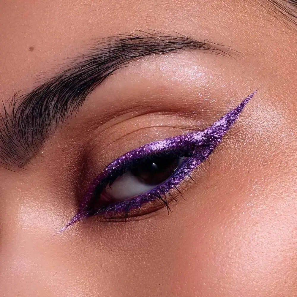 Cosmétiques - Eyeliner Pailleté Violet - SISI LA PAILLETTE