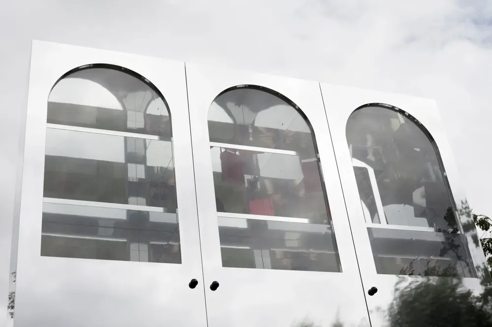 Etagères - L'armoire à miroirs - WANNES ROYAARDS
