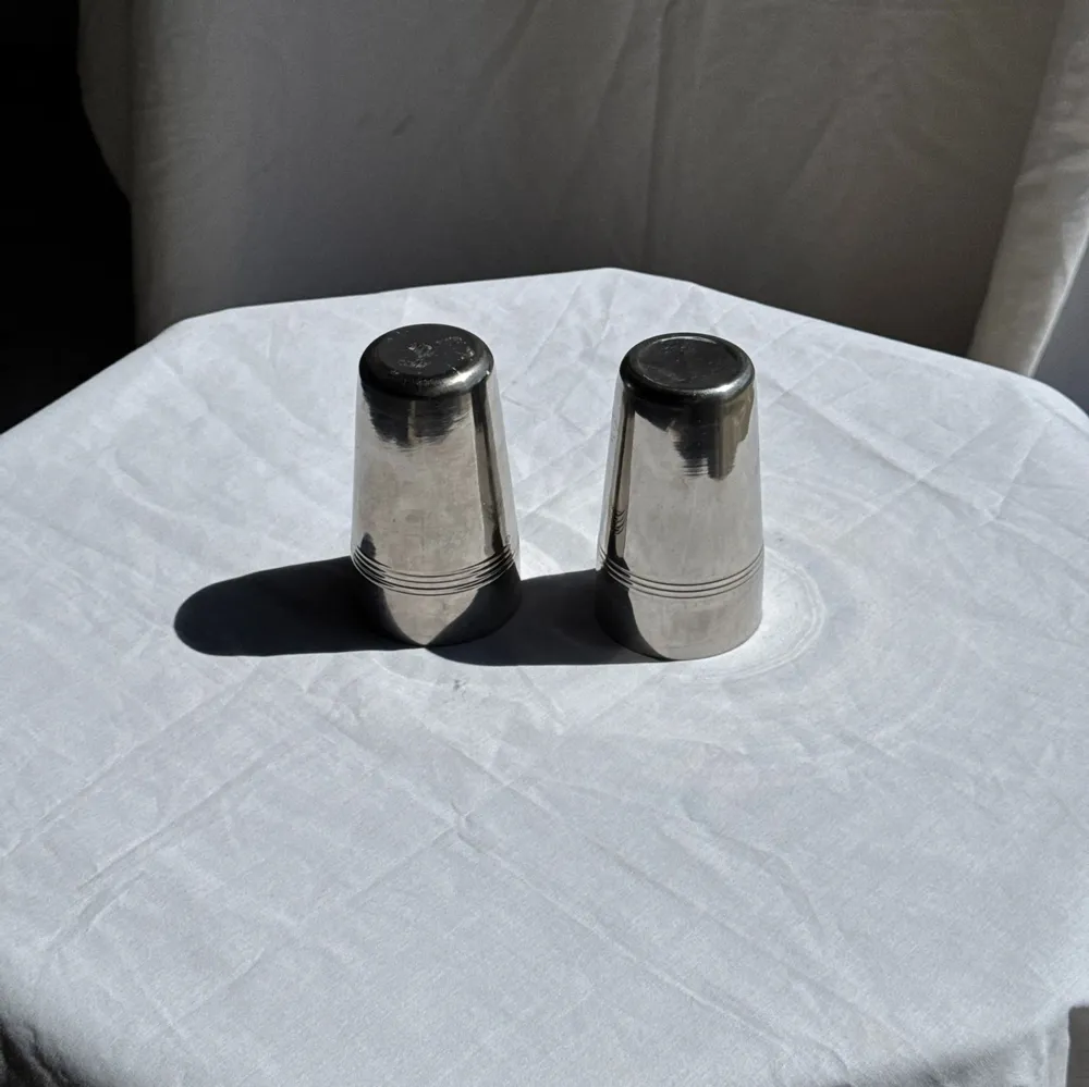 Glass - Set of 2 vintage stainless steel tumblers H12 D7 - OFFICE OBJETS