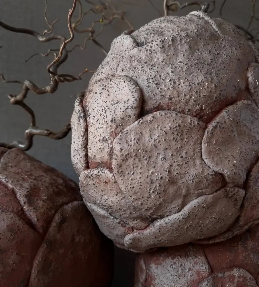 Vases - Collection de vases "Earthen Bloom" - GALERIE SANA MOREAU