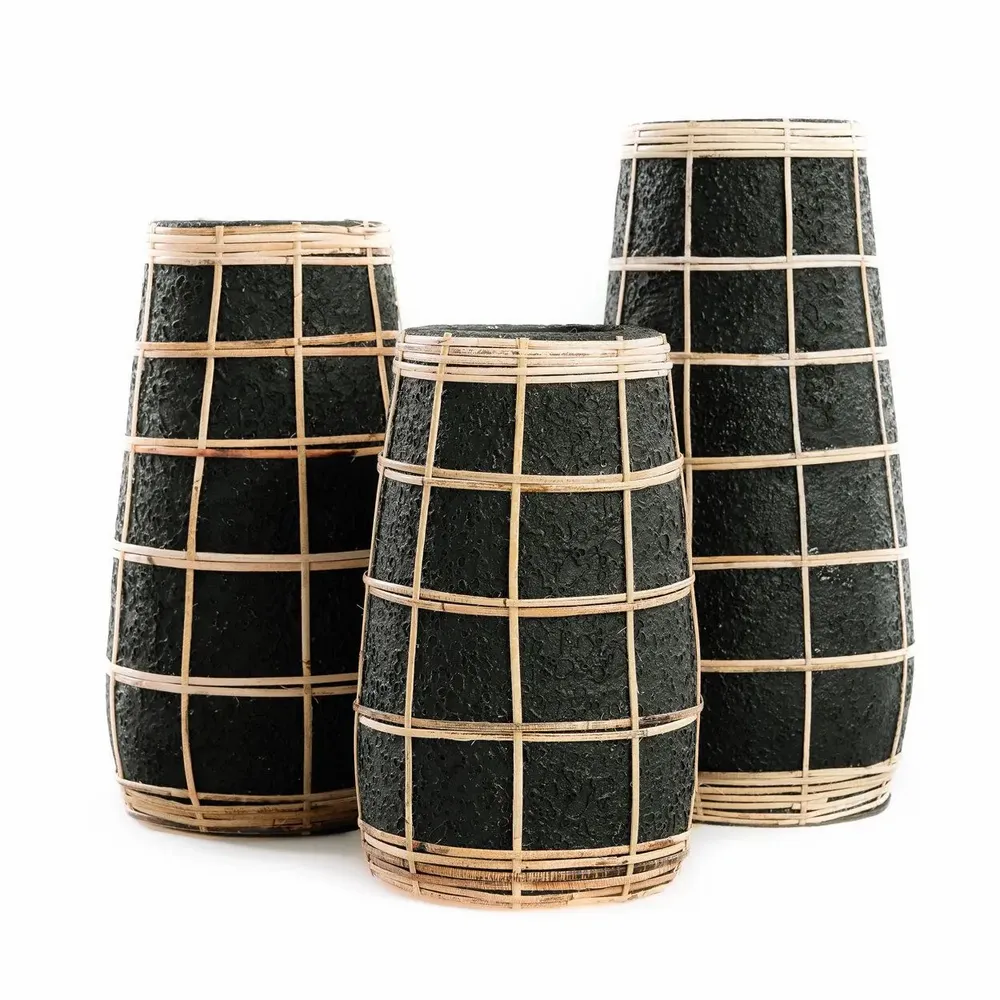 Vases - Le Vase Cutie - Noir Naturel - M - BAZAR BIZAR LIVING