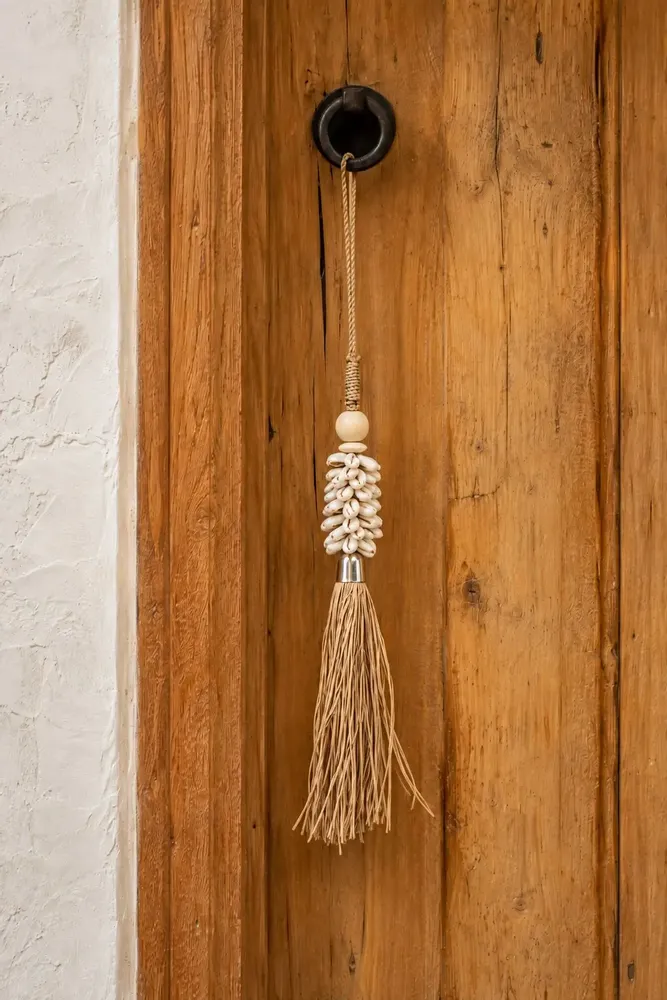 Objets de décoration - Le Pompon Cowrie and Raffia - Naturel - BAZAR BIZAR LIVING
