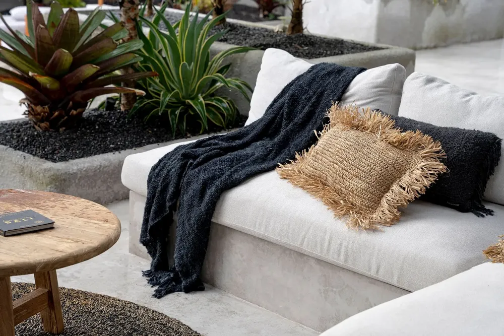 Throw blankets - The s'il vous Plaid - Black Navy - BAZAR BIZAR LIVING