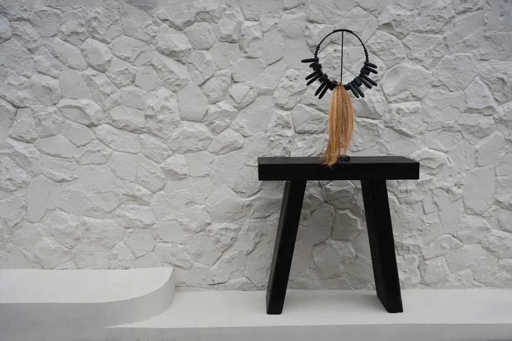 Sculptures, statuettes and miniatures - The Rayung Wood on Stand - BAZAR BIZAR LIVING